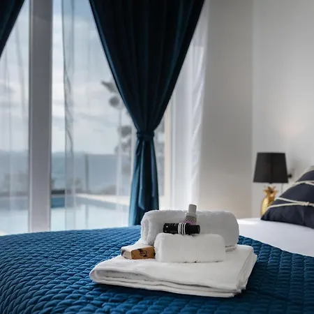 Pearl Of Korkyra * Blato