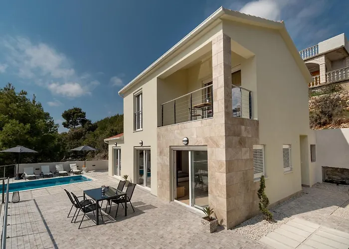 Pearl Of Korkyra * Blato (Korcula)